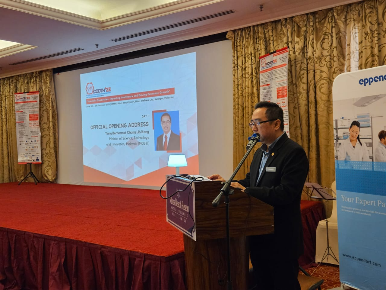 ICDDTM'23 — Scientific Discoveries: Impacting Healthcare and Driving Economic Growth (Photo 7 of 14)