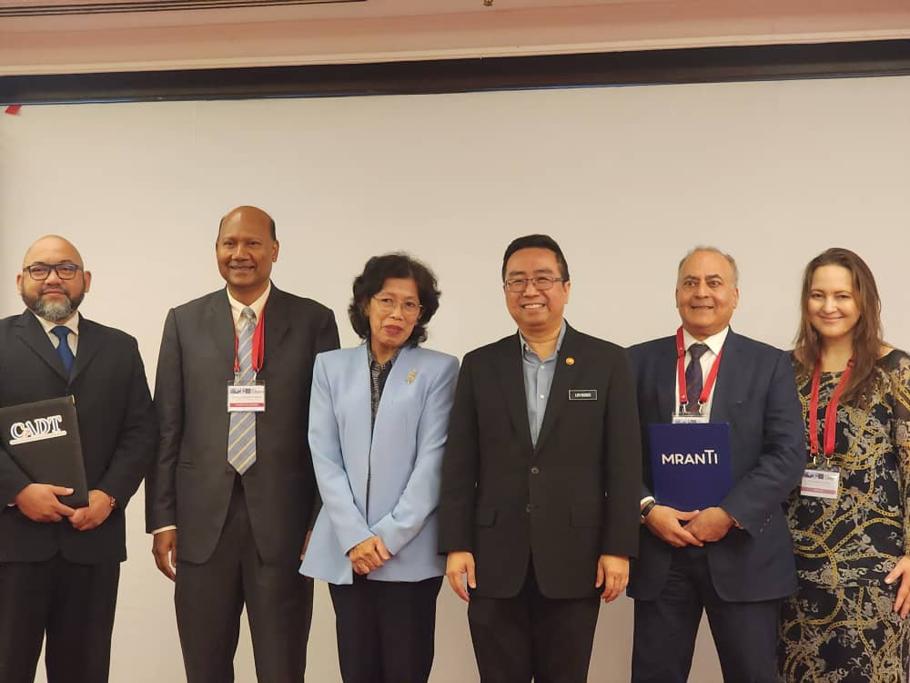 ICDDTM'23 — Scientific Discoveries: Impacting Healthcare and Driving Economic Growth (Photo 8 of 14)
